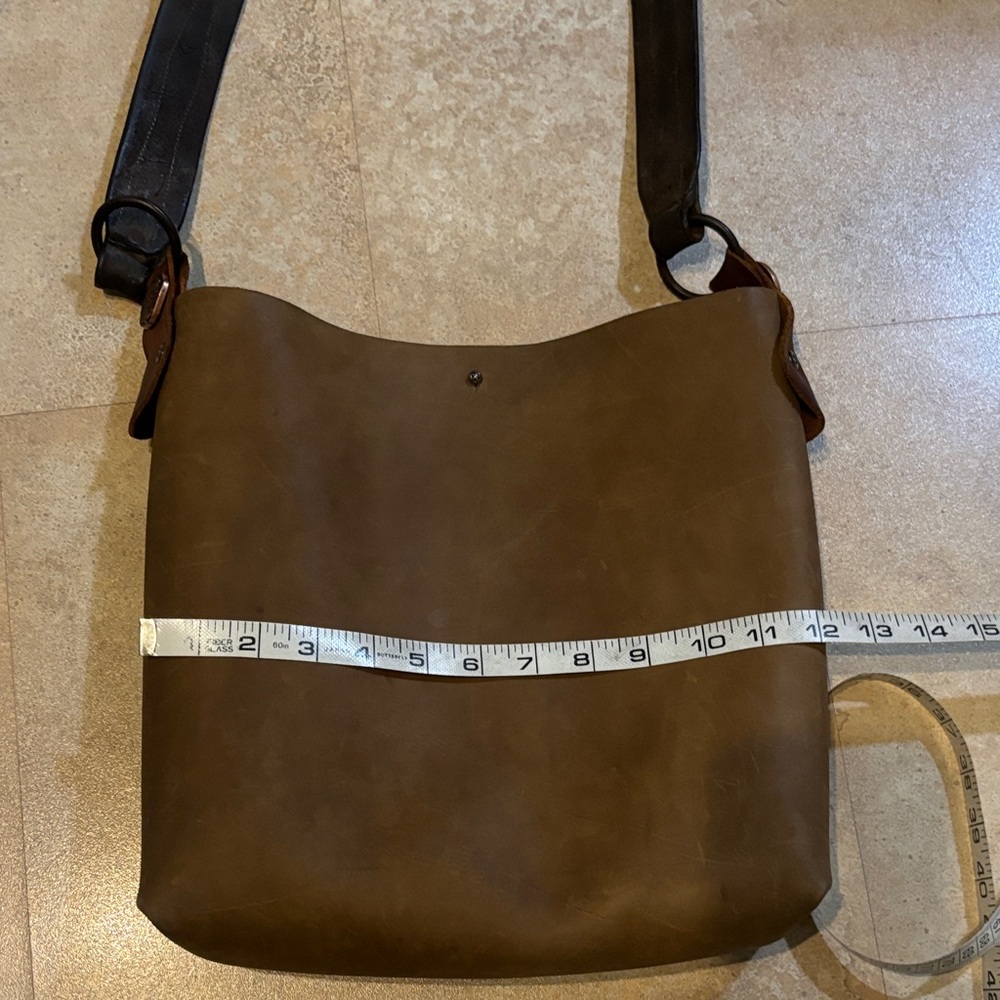 Boutique full grain leather Tote - Picture 4 of 11